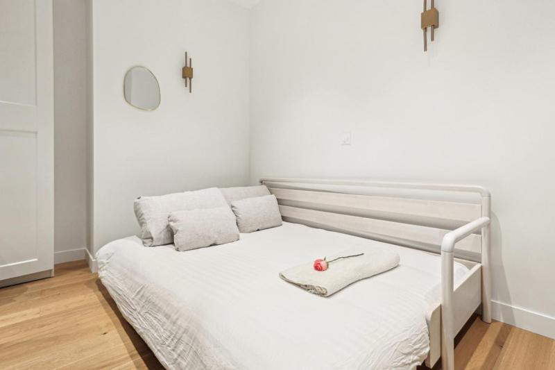 Lavie Maison Hot Tub And Ac Near Arc De Triomphe Paris Bagian luar foto