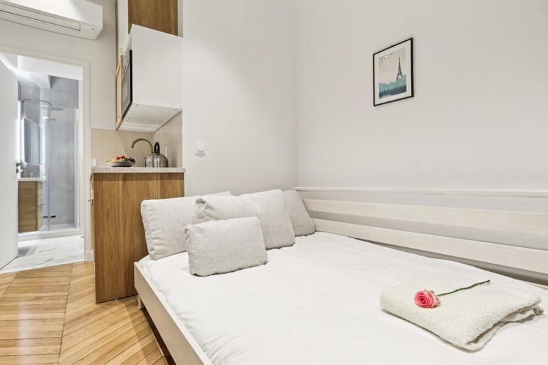 Lavie Maison Hot Tub And Ac Near Arc De Triomphe Paris Bagian luar foto