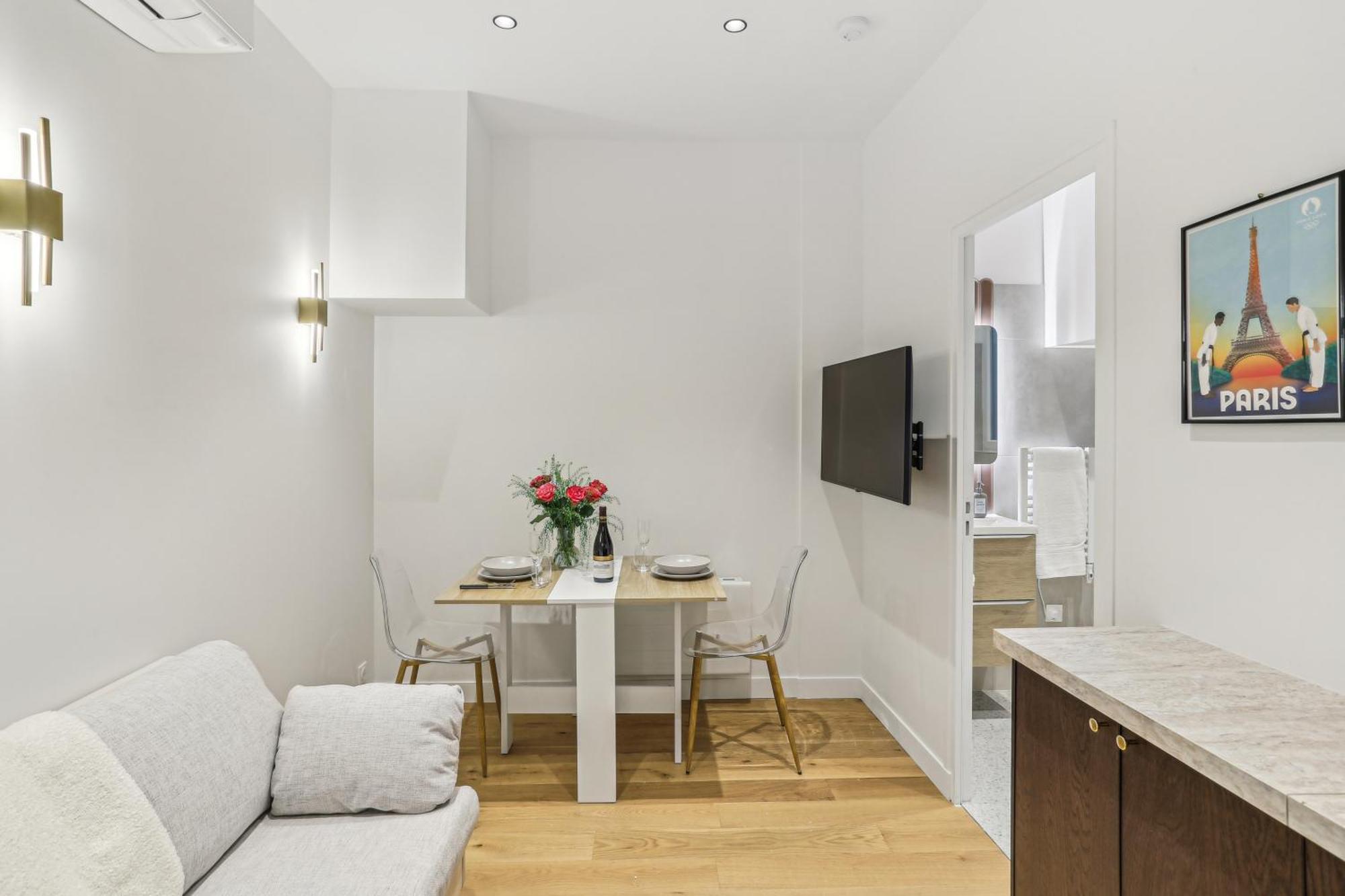 Lavie Maison Hot Tub And Ac Near Arc De Triomphe Paris Bagian luar foto