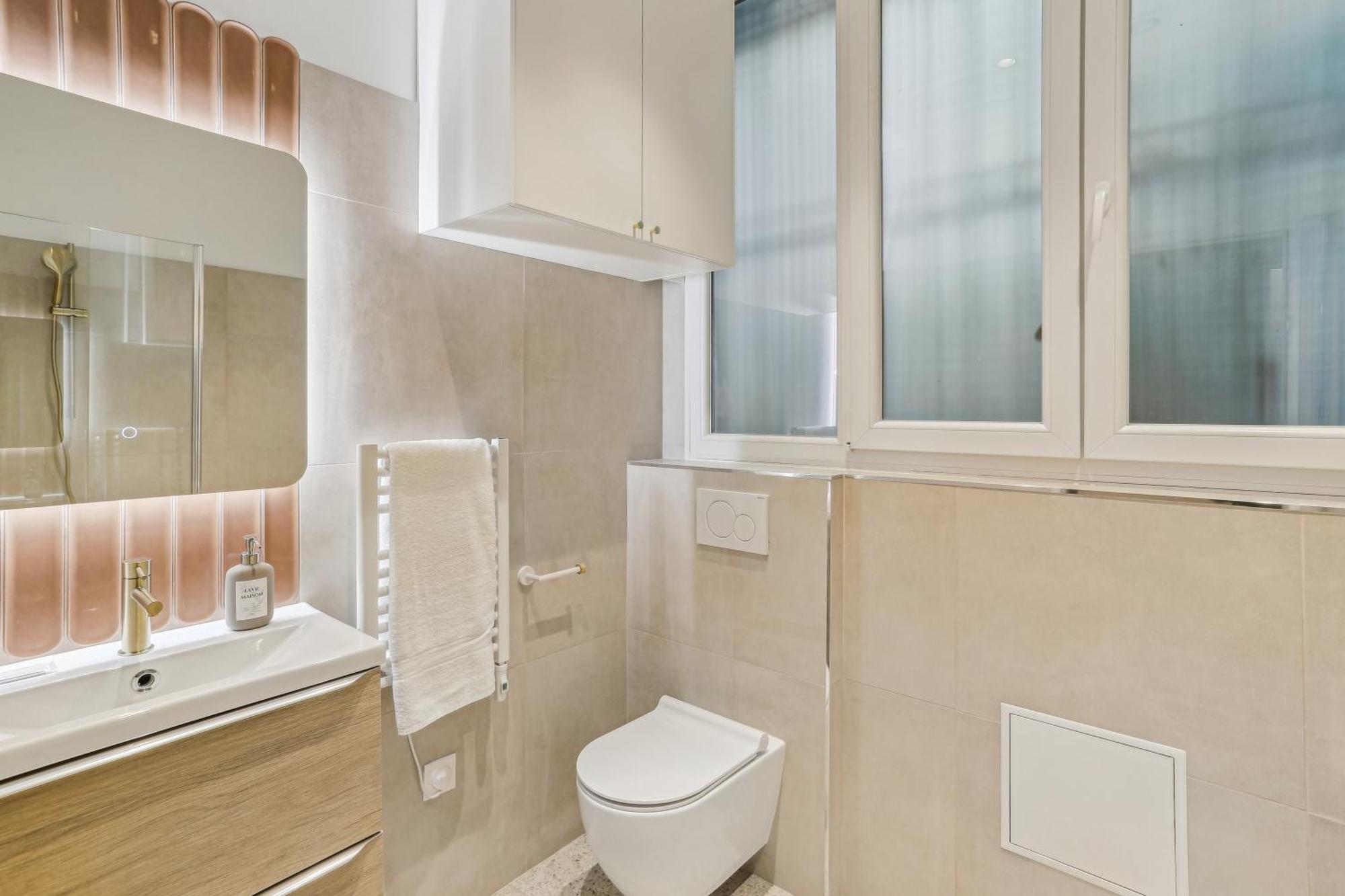 Lavie Maison Hot Tub And Ac Near Arc De Triomphe Paris Bagian luar foto