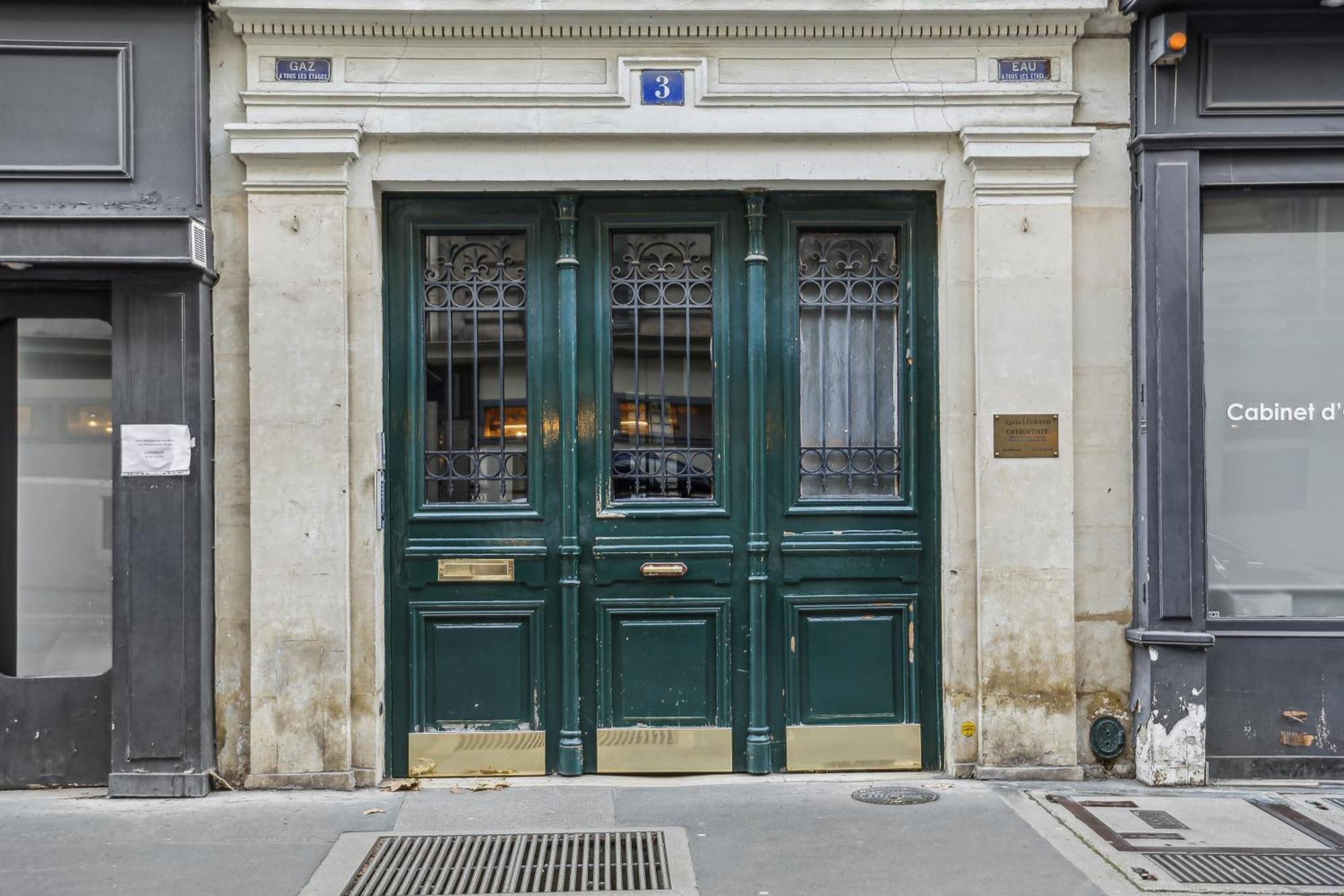 Lavie Maison Hot Tub And Ac Near Arc De Triomphe Paris Bagian luar foto